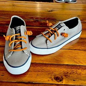 Sperry NWOT tennis shoes womens sz 6.5
